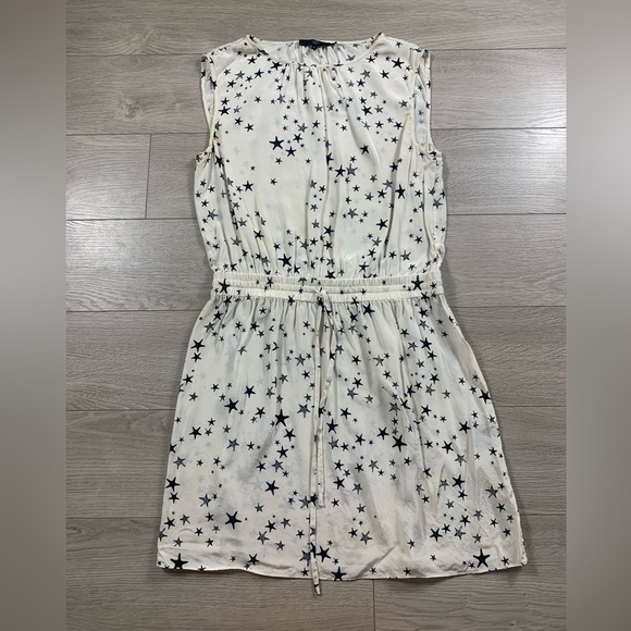 Tibi Silk Starfish Novelty Print Cream Sleeveless Dress - Picture 2 of 10